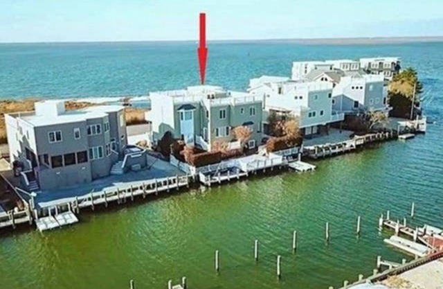 Bayfront Home mit Millionen-Dollar-Ansichten