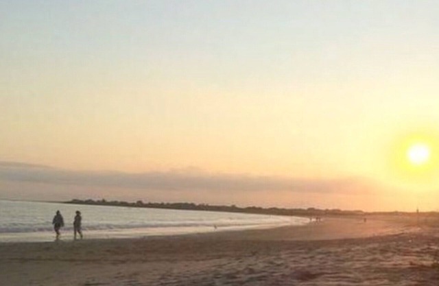 Atemberaubende Beach House nur wenige Schritte entfernt von East Matunuck Beach!
