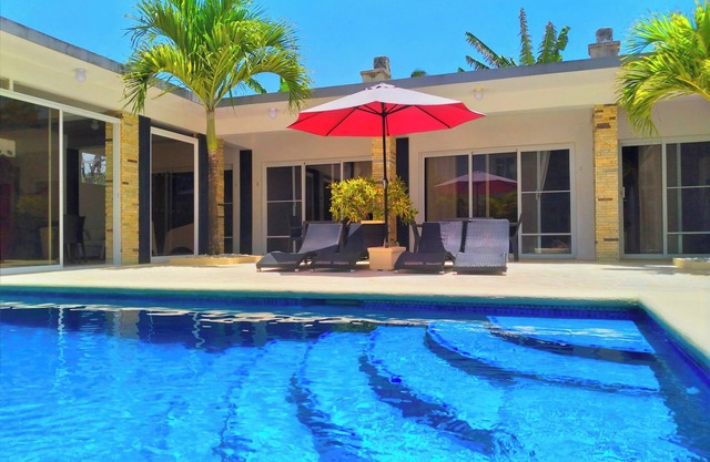 🏖️ Strandvilla in Cabarete mit 6 Schlafzimmern, privater Pool, sichere Gegend