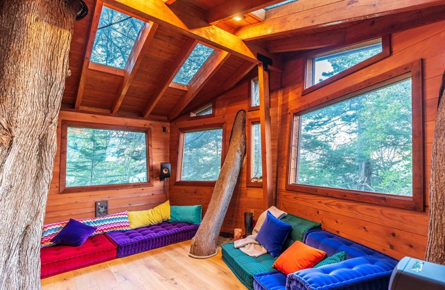 Stunning Cabin & Treehouse