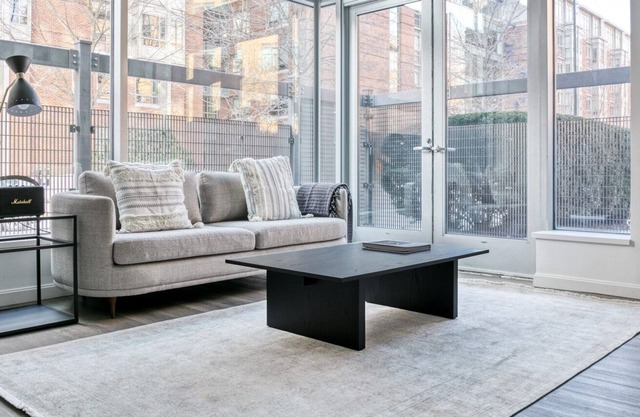 Stunning Central Square 1BR w/ Gym & W/D, by Blueground