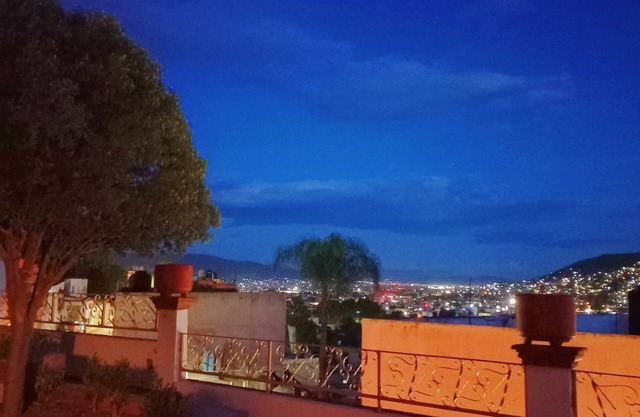 Atemberaubende City View Apartment