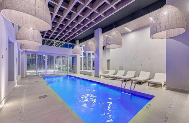 Stunning city views luxurious condo in Montreal w/balcony & office space