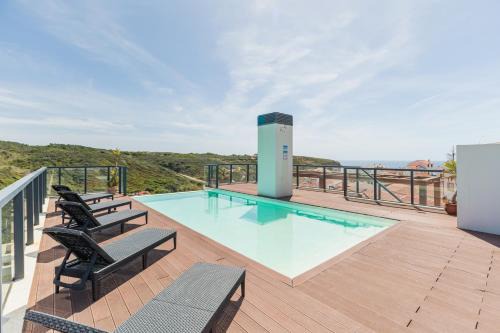 Stunning Coastal Retreat - Two-Bedroom Apartment in Zambujeira do Mar