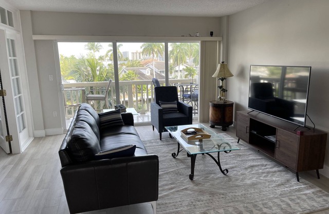 Stunning Condo in Pompano Beach with Great Amenities