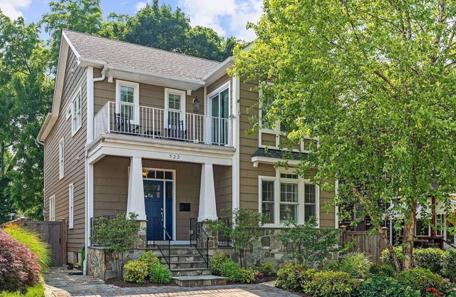 Stunning Craftsman Steps to Downtown Annapolis & Spa Creek with Game Room, Parking and Backyard