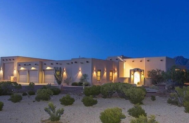 Atemberaubende Custom Home!