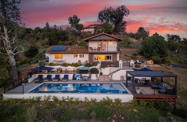 Stunning Fallbrook Retreat with Private Pool/Spa/Games Room/Fire Pit and More!