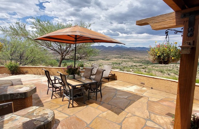Stunning High Desert View in Secluded Mountain Setting