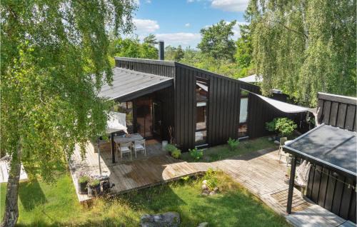 Stunning Home In Ebeltoft With Kitchen