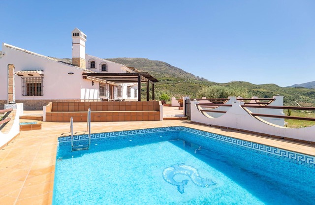 Stunning home in Periana