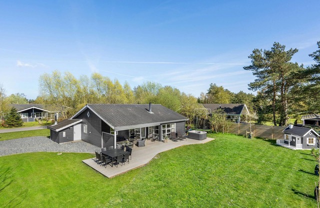 Atemberaubendes Haus in Væggerløse mit.