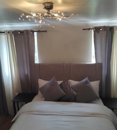 Stunning home next to Excel, London City Airport and East London University