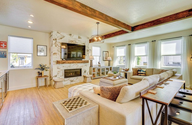 Stunning Home w/ Hot Tub Near Park City Skiing!