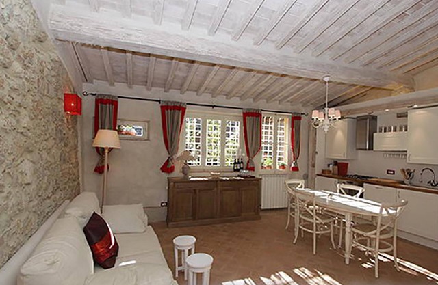 Wunderschönes Haus komplett renoviert in der toskanischen Stadt Cetona