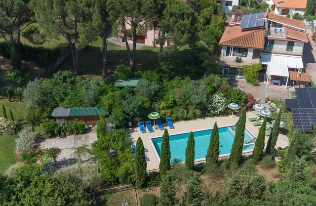 Ferienhaus mit Klimaanlage, privatem Pool, W-LAN, TV, Terrasse, Panoramablick, Parkplatz