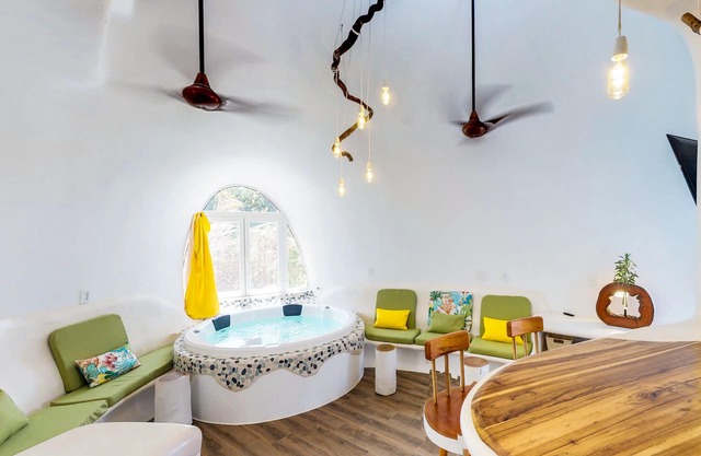 Atemberaubende Villa am Strand mit gehobener Ausstattung, Pool und mehr!