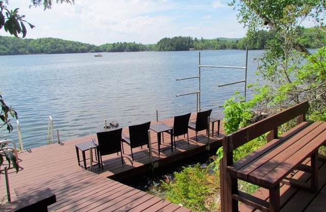 Atemberaubende Lakefront Berkshire Vermietung, Lake Garfield