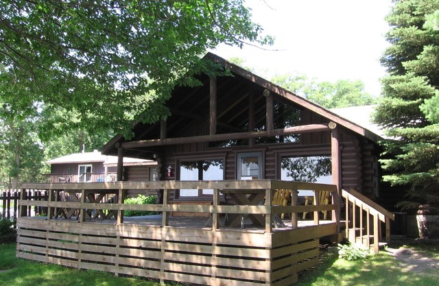 Adventure North - Log Reunion Home mit atemberaubender Aussicht für 15 bis 20 Gäste