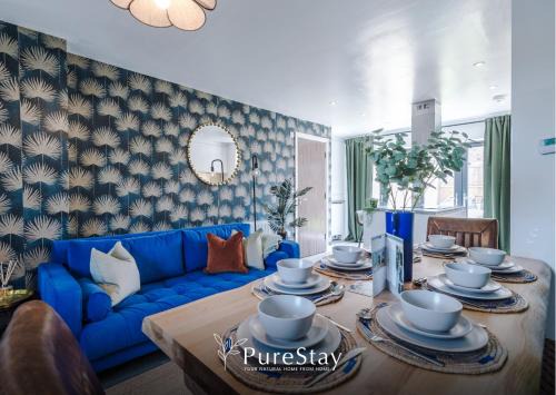 Stunning Manchester House by PureStay - 8 beds with Free Parking