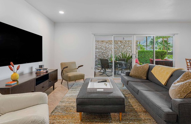Stunning Mid-Century Getaway
