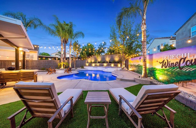 Stunning Mid Century Modern - Temecula Wine Country Oasis - Pool-Spa-Game Room-