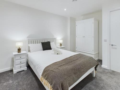 Stunning modern 1 bed apartment