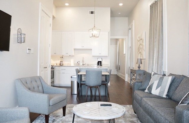Stunning, Modern 2 BD, 1 Block off St. Charles
