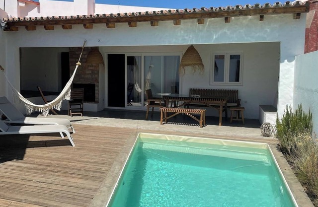 Stunning modern house with pool - close to Portugal's best hidden beaches