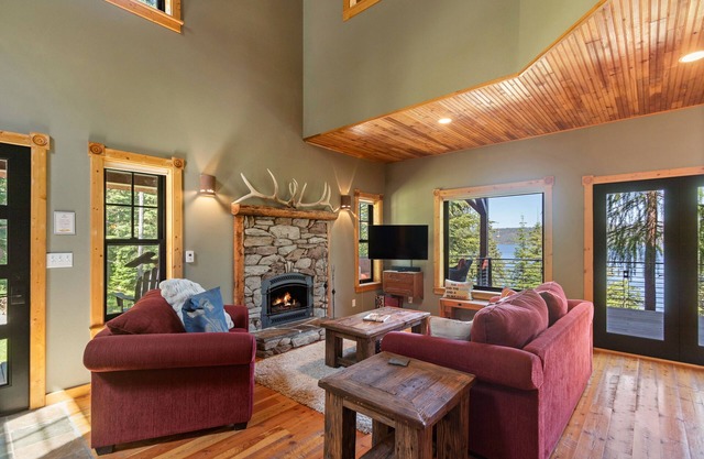 Stunning mountain escape with lake views, expansive furnished deck & firepit - dog-friendly