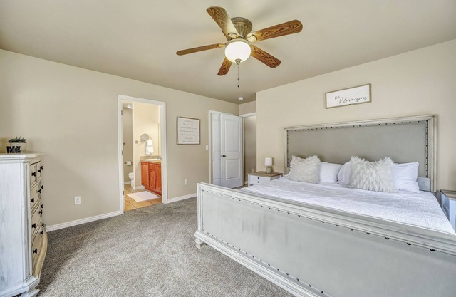 Stunning NEW 4 bed 3 bath home, Spacious and clean