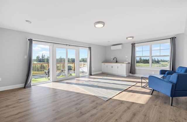 Stunning New Build Located On Glasgow Hills Golf Course