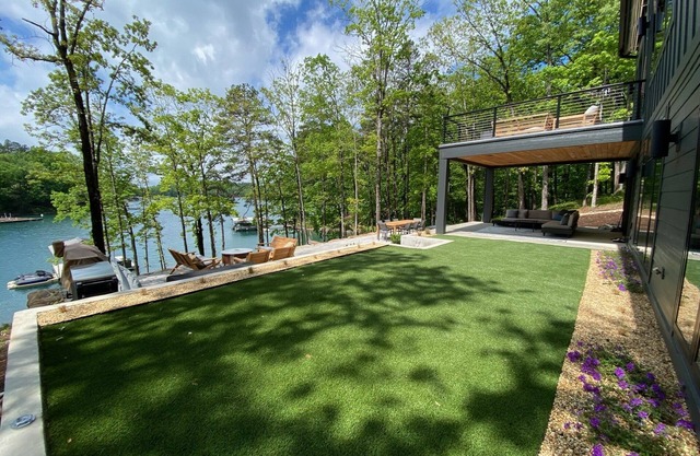 Stunning new construction Lake Keowee contemporary waterfront home!