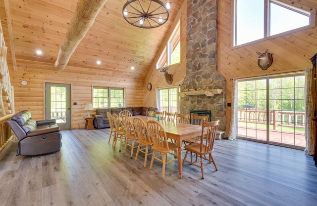 Stunning North Rose Retreat w/ Fishing Pond!
