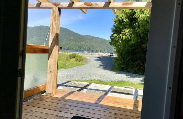 Stunning Ocean Front Cabin - Wynter’s Cabin