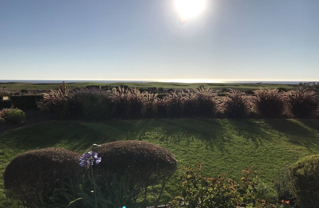 Atemberaubende Meerblicke in spektakulärer Golf Community