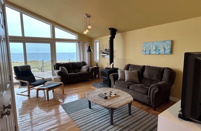 Stunning Oceanfront PEI Cottage