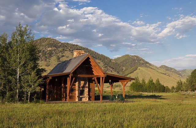 Stunning One Bedroom Cabin on Private, Seven Plus Acre Parcel South of Jackson.