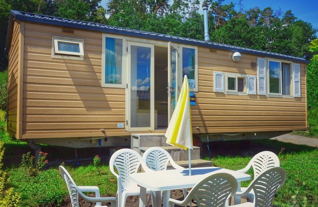 Alleinstehendes Ferienhaus mit Klimaanlage, W-LAN, Terrasse, Haustiere erlaubt, Parkplatz
