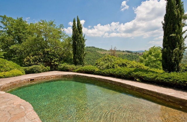 Alleinstehendes Ferienhaus mit privatem Pool, W-LAN, Klimaanlage, TV, Innenhof, Panoramablick