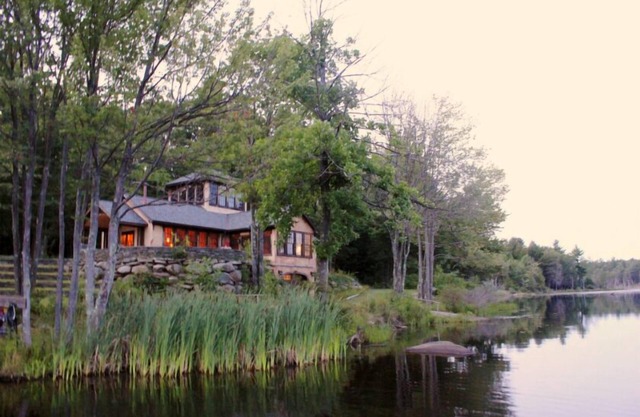 Wunderschöne private 300 Hektar Grundstück Boathouse, 90 Minuten von NYC