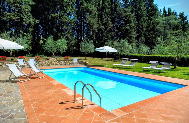 Schönes alleinstehendes Ferienhaus mit privatem Pool, Klimaanlage, W-LAN, Innenhof, bei Siena
