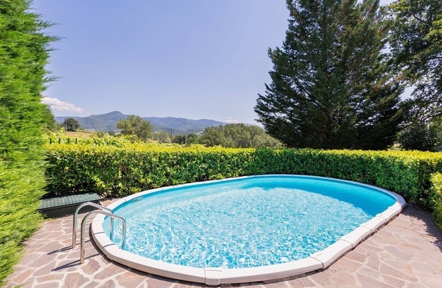 Casa de vacaciones privada con WIFI, piscina privada, TV, balcón, vista panorámica, aparcamiento