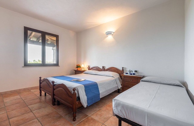 Atemberaubendes alleinstehendes Ferienhaus für 8 Personen mit TV, Terrasse und Parkplatz