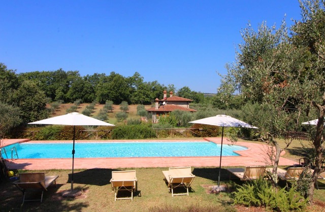 Alleinstehendes Ferienhaus mit Klimaanlage, privatem Pool, W-LAN, TV, Parkplatz, bei Montepulciano