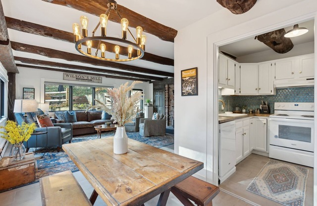 Stunning, relaxing riverfront retreat
