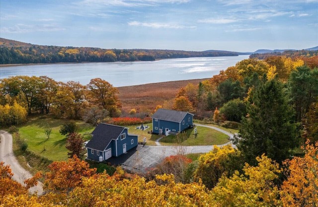 Tastefully Renovated Coastal Oasis - Picturesque Water Views, A/C, Dogs, Firepit