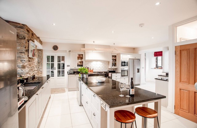 Stunning retreat in countryside near the coast