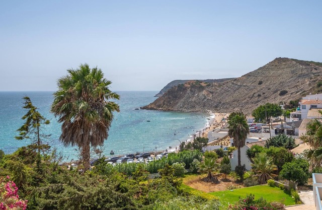 Stunning sea view apartment in Burgau