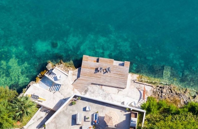 Stunning Sea Views, Contemporary Upper 3Bed - 4A